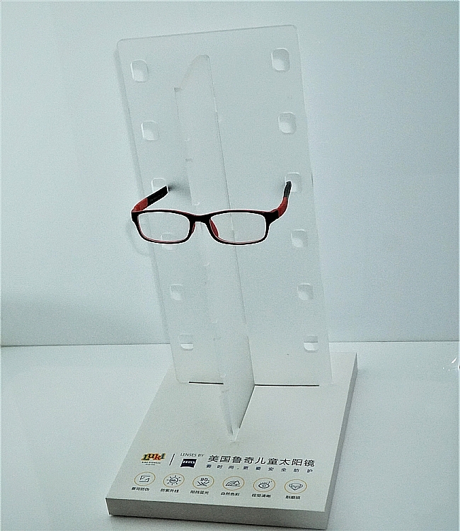 立式橱窗